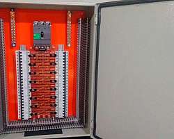 Fábrica quadros de comandos elétricos Fábrica quadros de comandos elétricos