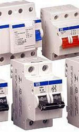 Disjuntores de baixa tensão Disjuntores de baixa tensão