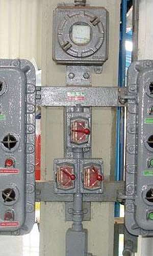 Instalação e manutenção elétrica industrial Instalação e manutenção elétrica industrial