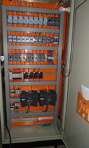 Manutenção de painel elétrico Manutenção de painel elétrico