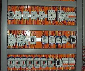 Montagem de painel elétrico Montagem de painel elétrico