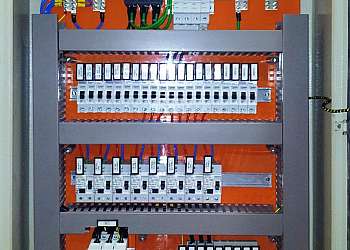Painéis e quadros elétricos Painéis e quadros elétricos