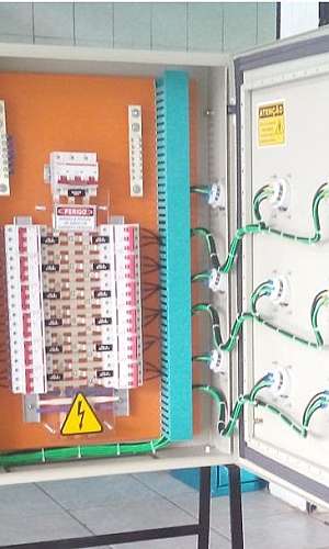 Serviços de instalação de quadro elétrico Serviços de instalação de quadro elétrico